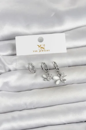 Pirinç Gümüş Renk Kelebek Model 3'lü Kadın Küpe 5886