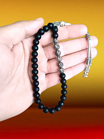 UYGUR İSMİNE ÖZEL TESBİH KİŞİSELLEŞTİRİLEBİLİR HEDİYE KÜRE KESİM MAT SİYAH TESPİH İ-1291