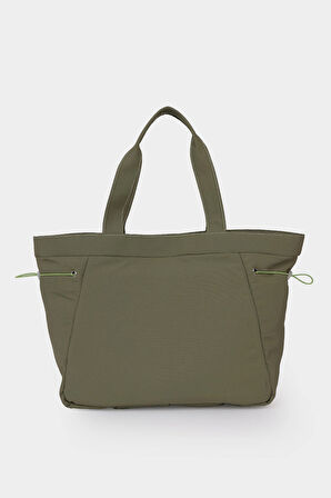 İnce Paraşüt Kumaştan, Yanları Lastikli Büzülebilen, Önde Büyük Cepli Kadın Çanta