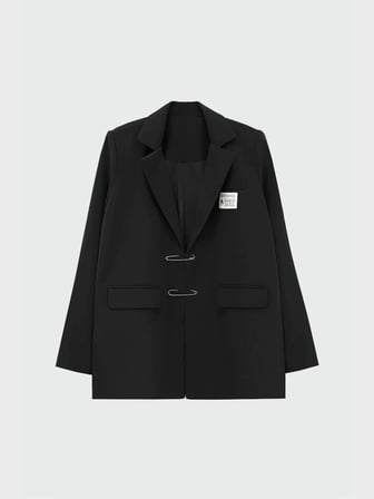 Kadın Siyah Çengel İğne Detaylı Blazer Ceket