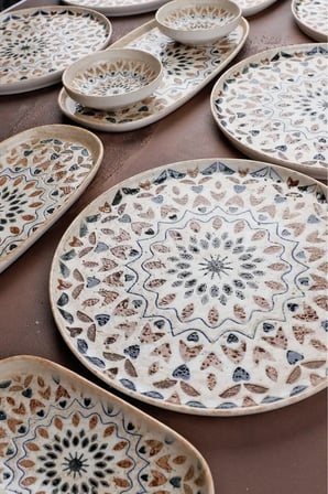 Lunaria 29 Parça Porselen Kahvaltı Takımı 6 Kişilik Çay Bardaklı Kayık Sunum Seti