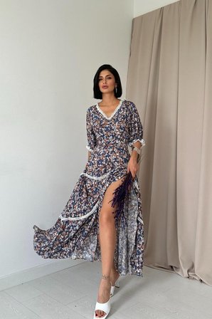 İKALES Desenli Sırtı Dekolteli Brode Elbise
