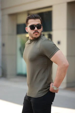 İKALES Erkek Yarım Balıkçı Yaka Kısa Kollu T-shirt