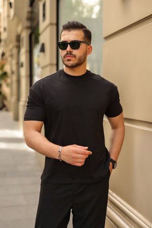 İKALES Erkek Kolları Dar Kesim Rahat Kalıp Basic Tişört