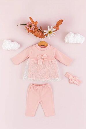 Bebek Kız Pamuklu 3’lü Takım – Dantel Detaylı Elbise, Tayt ve Fiyonklu Saç Bandı