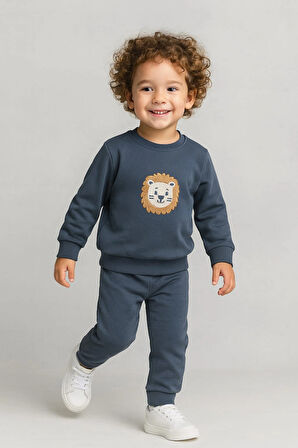 Erkek Çocuk Aslan Nakışlı 2’li Takım – Sweatshirt ve Alt Eşofman %100 Pamuk