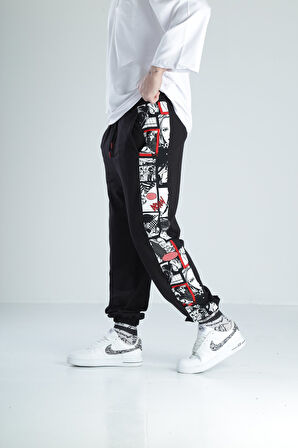 Çizgi Roman Detaylı Siyah Jogger Pantolon