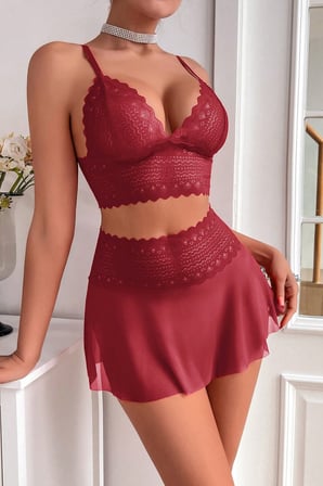 Kadın Bordo Dantel Ve Tül Detaylı Etekli Şık Gecelik Takımı Bordo S/M