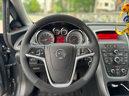 Opel Astra J Kasa Araca Özel Direksiyon Kılıfı (PLASTİK DERİSİZ ARAÇLARA UYUMLUDUR)