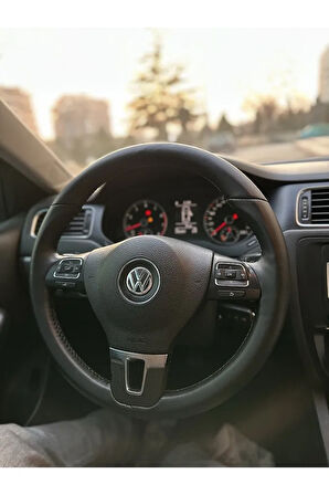 Volkswagen Jetta 2011-2014 Araca Özel Direksiyon Kılıfı (DERİSİ SÖKÜLÜP YAPILMASI GEREKİYOR)