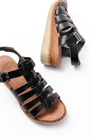 731-204 Siyah Hakiki Deri Dolgu Topuklu Günlük Kadın Sandalet