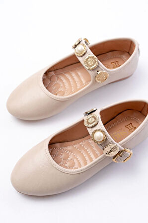 Bej Baret Tokalı Günlük Kadın Ayakkabı