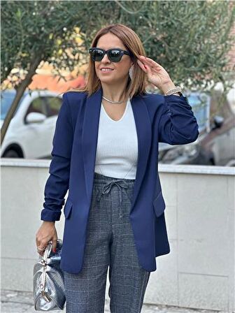 Kolu Büzgülü Blazer Ceket