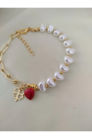 GOLD ZİNCİR DÜZENSİZ İNÇİ KIRMIZI KALP DESENLİ BİLEKLİK