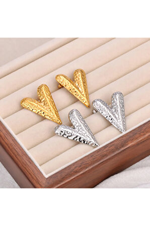 DİKEY SİVRİ KALP METAL SİLVER KÜPE
