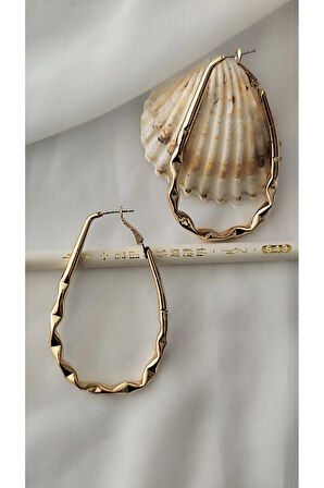 KIVRIMLI OVAL BÜYÜK HALKA  METAL GOLD KÜPE