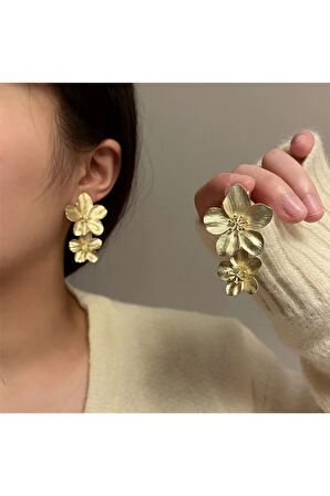 ÇİFT ÇİÇEKLİ METAL GOLD KÜPE