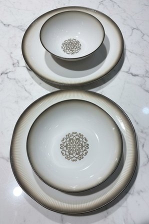 6 Kişilik 24 Parça Kayla Burano Desenli Porselen Yemek Takımı İpek