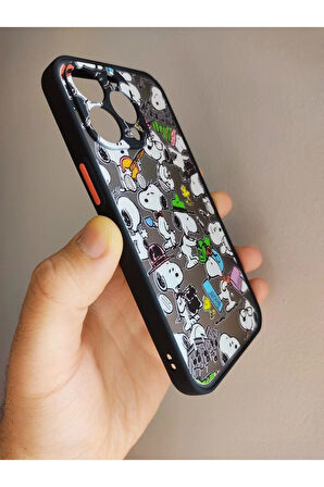 Iphone 13 Pro Uyumlu Snoopy Tasarım Tuşları Renkli Kılıf