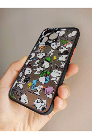 Iphone 13 Pro Uyumlu Snoopy Tasarım Tuşları Renkli Kılıf