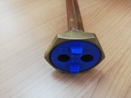 REZİSTANS 1 1/4 2000W 60 CM DÜZ 220V (BAKIR)