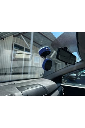 Kadınlara Özel Kristal Taşlı Saks Mavisi Araç Telefon Tutacağı Oto Telefon Tutucu