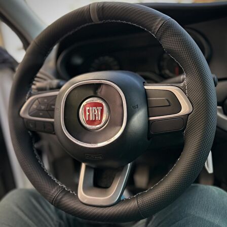 Fiat Egea Simit Dikilen Direksiyon Kılıfı (Noktalı Karbon Yüzüklü)