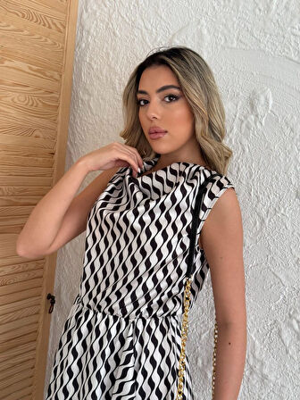 Modavera Kadın Degaje Yaka önden çapraz Detay Saten Midi Elbise