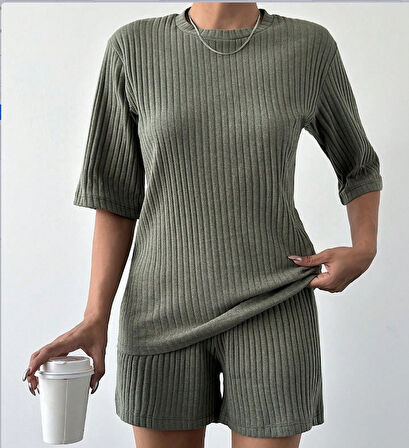 Modavera Kadın Kısa Kollu Bisiklet Yaka Kaşkorse Bluz şort Ikili Takım