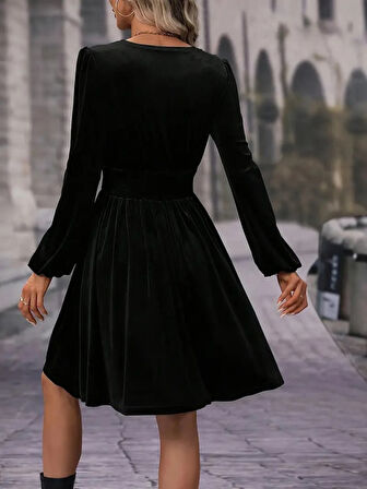 Modavera Kadın Uzun Kollu Kruvaze Yaka Beli Lastikli Kiloş Kadife Elbise