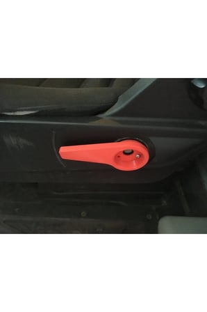 Iveco Daily koltuk yükseklik ayar kolu SİYAH