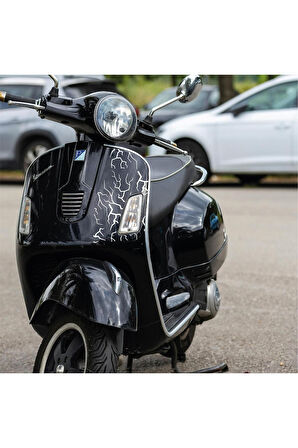 Şimşek Sticker 25x25cm Folyo Kesim Evrensel Desen Kaplama Beyaz