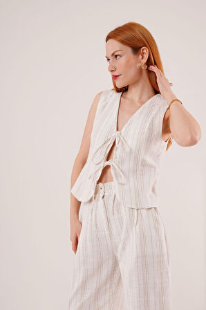 Ön Bağlama Detaylı Yelek Ve Pantolon Ekru Çizgili İkili Takım