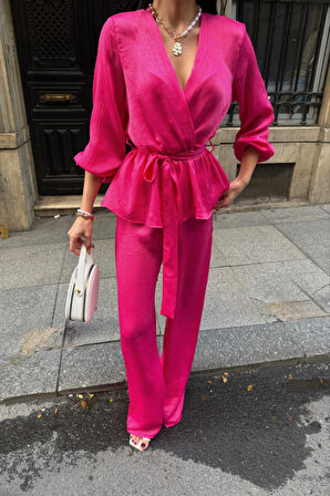 SATEN KRUVAZE BAĞLAMALI BLUZ- PANTOLON TAKIM - Fuşya