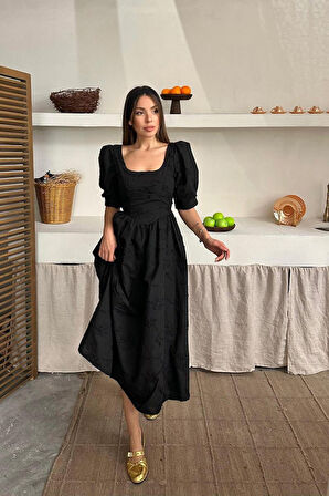 Siyah Balon Kollu Brode Elbise