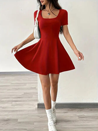 Kadın Kısa Kollu Kare Yaka Short Detaylı Cepli Dalgıç Elbise