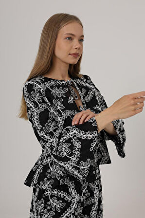 Fiyonk Bağlamalı Brode Bluz - Siyah