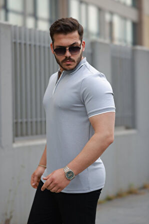 Erkek Fermuar Yakalı çizgi Detaylı Kısa Kollu Tişört