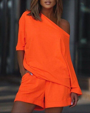 Kadın Kayık Yaka Salaş Iki Iplik Bluz Ve şort Ikili Takım