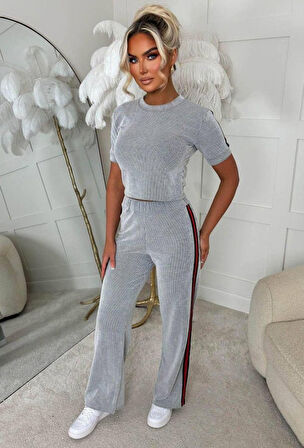 Kadın Bisiklet Yaka Yanı şerit Detay Bluz Ve Pantolon Ikili Takım