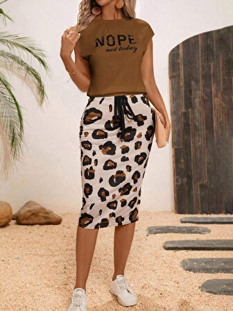 Kadın Kısa Kollu Bisiklet Yaka Viskon Bluz Desenli Dalgıç Etek Ikili Takım