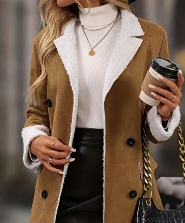 Kadın Uzun Kollu Yakalı Düğmeli Süet Mini Manto