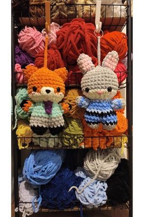 Nick & Judy El Yapımı Amigurumi Anahtarlık – Örgü Peluş Figür