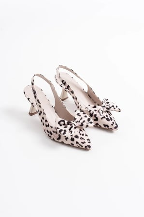 Bej Leopar Fiyonklu Kitten Topuklu Slingback Kadın Ayakkabı