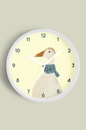 Sevimli Fularlı Kaz / Ördek Çocuk Odası Modern Duvar Saati - 42cm - Sessiz Mekanizma