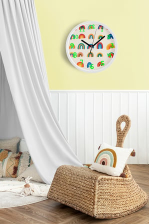 Renkli Gökkuşağı Çocuk Odası Modern Duvar Saati - 42cm - Önü Camlı Beyaz Kasa - Sessiz Mekanizma