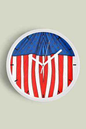 Amerikan Bayrağı Tasarımı Modern Duvar Saati - 42cm - Önü Camlı Beyaz Kasa - Sessiz Mekanizma