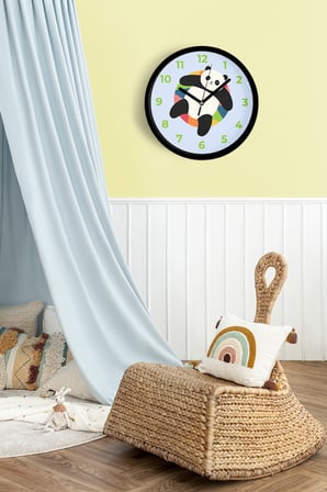 Sevimli Panda Tasarım Çocuk Odası Duvar Saati - 30cm - Önü Camlı Siyah Kasa - Sessiz Mekanizma