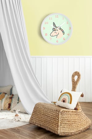 Unicorn Tasarımı Çocuk Odası Duvar Saati - 35cm - Önü Camlı Beyaz Kasa - Sessiz Mekanizma
