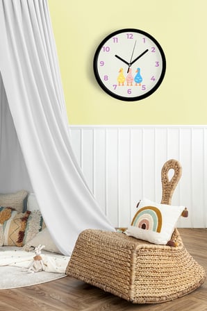 Renkli Kaz / Ördek Çocuk Odası Duvar Saati - 42cm - Önü Camlı Siyah Kasa - Sessiz Mekanizma